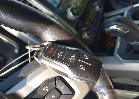 2017 Ford F-150 Lariat z USA, uszkodzony, nr VIN 1FTFW1EG6HFC84358